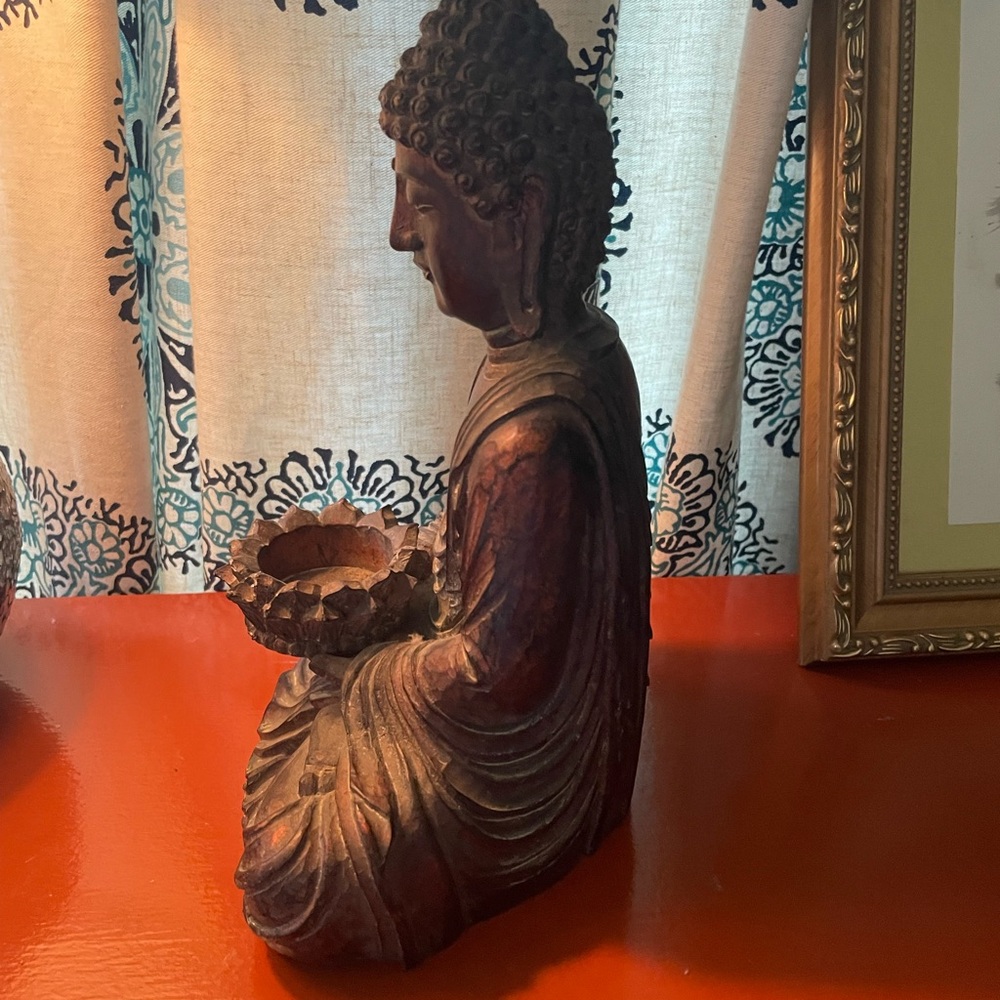 Rustic Buddha Statue - Picture 6 of 10